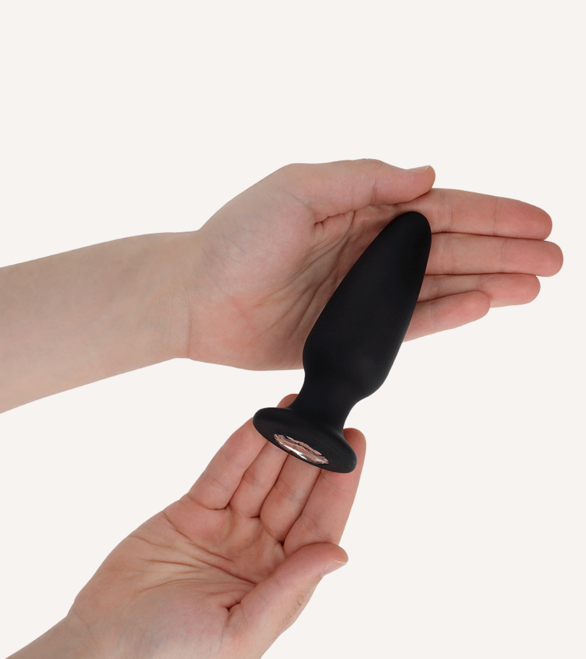 Buttplug i Silikon med Smycke S, M, L