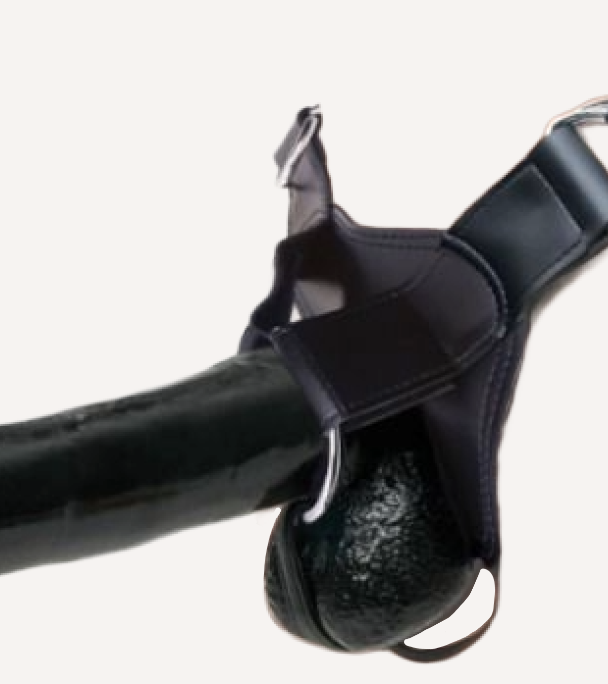 Ihålig Strap-on 'Series 12' med Kulor