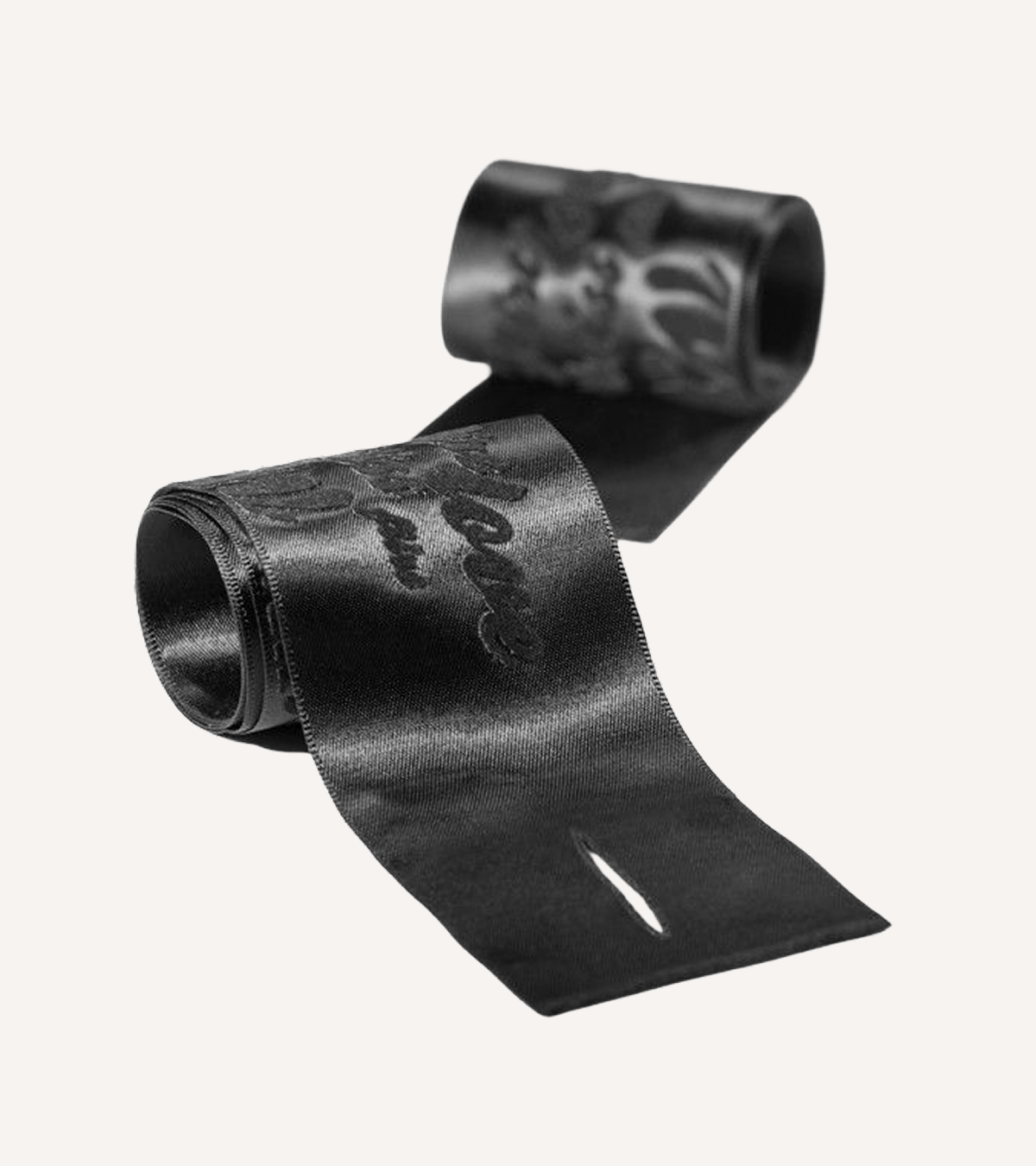 Silkeslena Handbojor i Satin